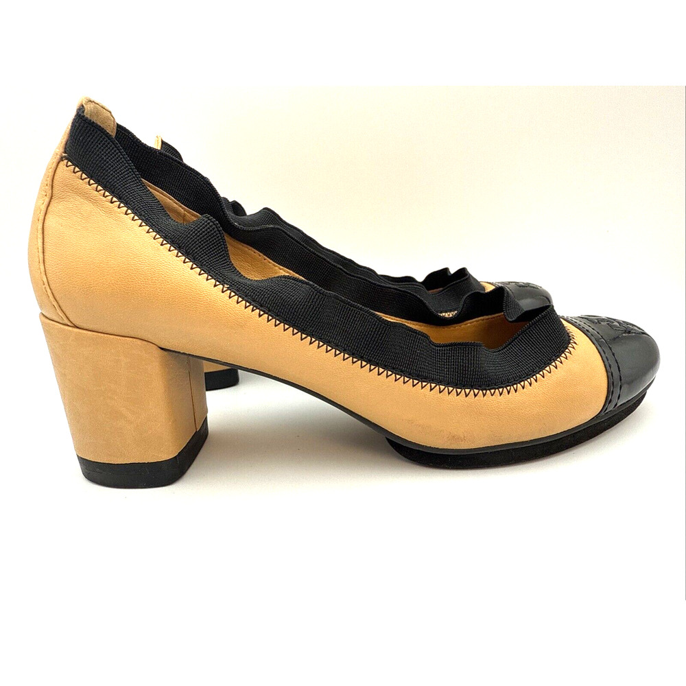 Tory Burch Black and Tan Heels Size 7